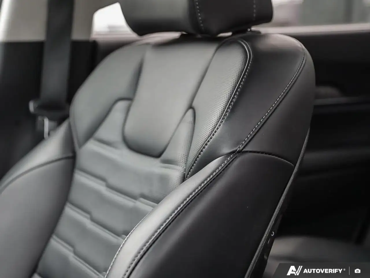 Kia Telluride снимка Kia Telluride