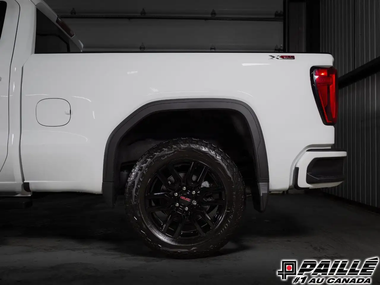 GMC Sierra 1500 снимка GMC Sierra 1500