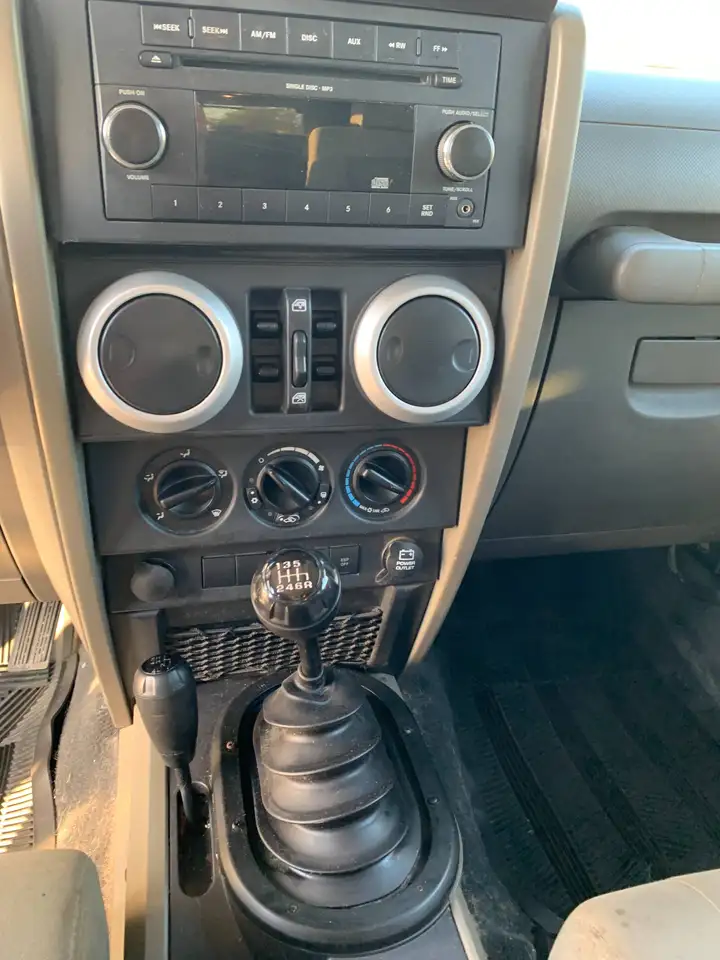 Jeep Wrangler снимка Jeep Wrangler