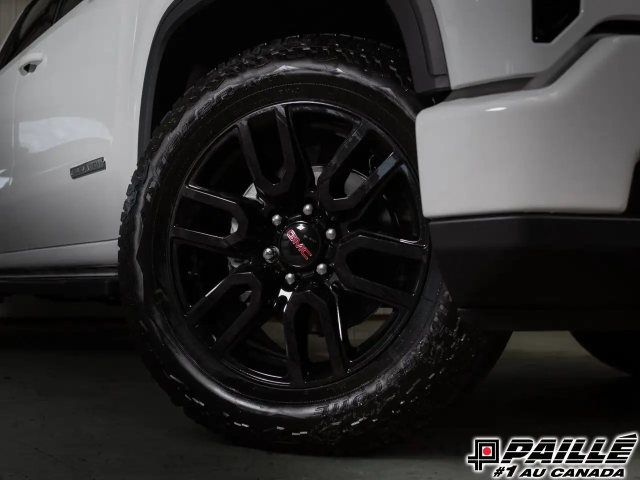 GMC Sierra 1500 снимка GMC Sierra 1500