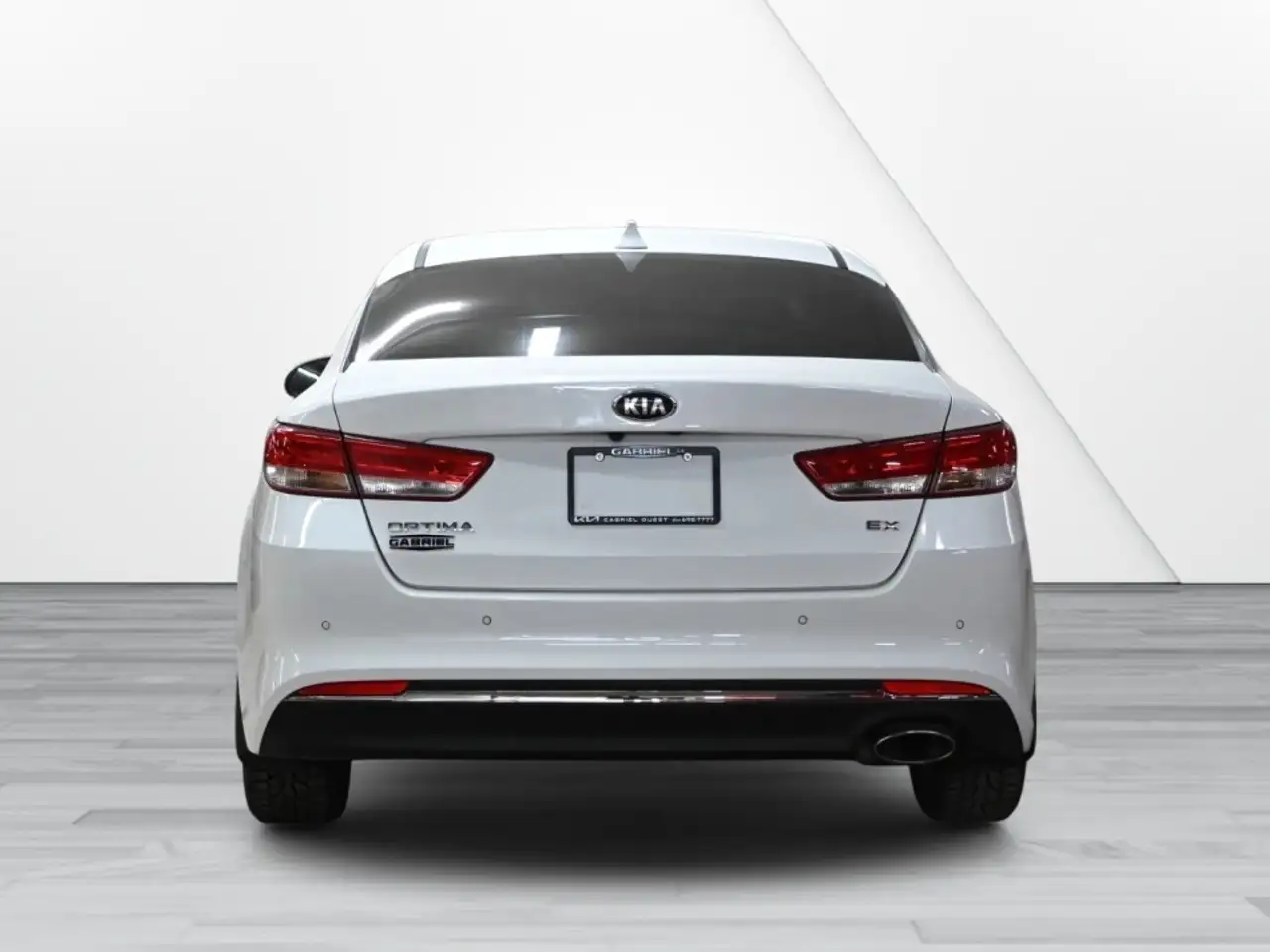 Kia Optima снимка Kia Optima