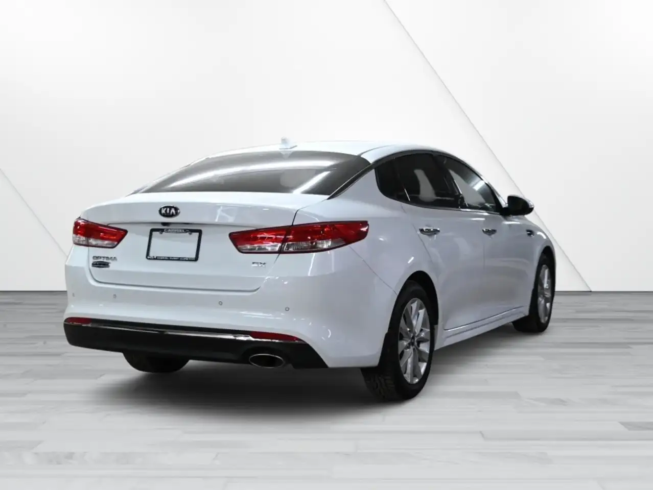 Kia Optima снимка Kia Optima