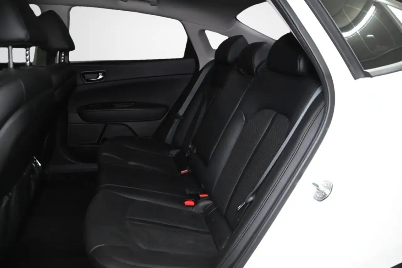 Kia Optima снимка Kia Optima