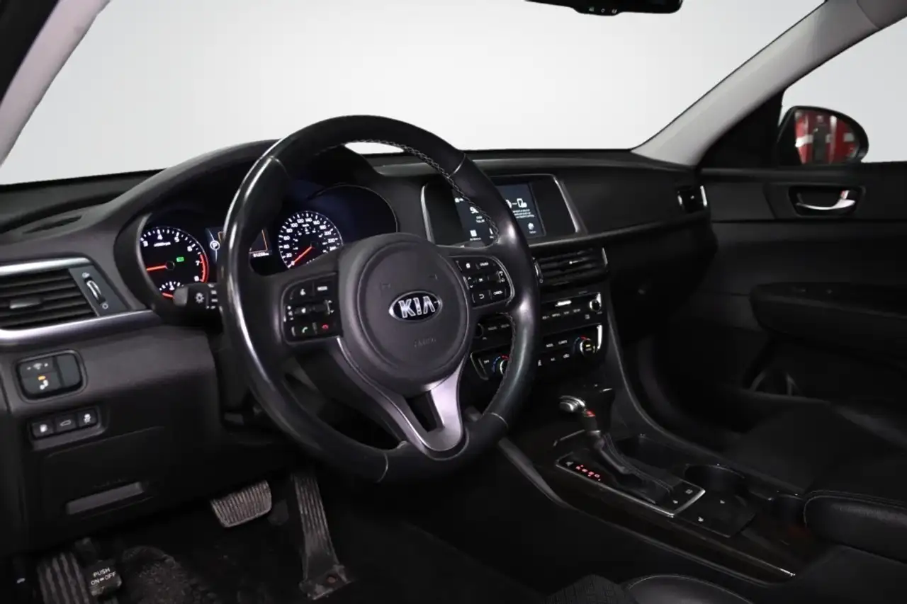 Kia Optima снимка Kia Optima