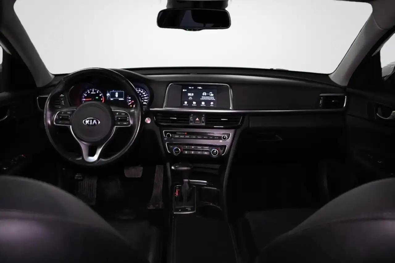Kia Optima снимка Kia Optima