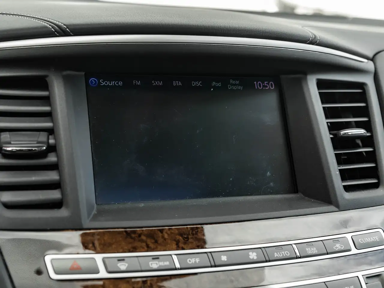 Infiniti QX60 снимка Infiniti QX60