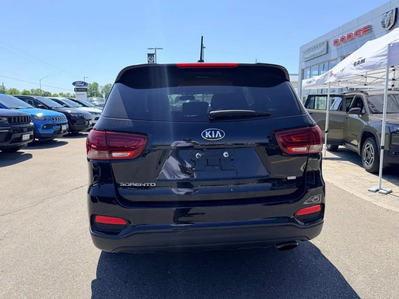 Kia Sorento photo Kia Sorento