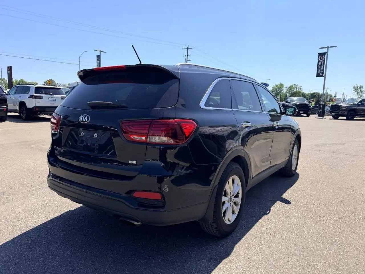 Kia Sorento photo Kia Sorento