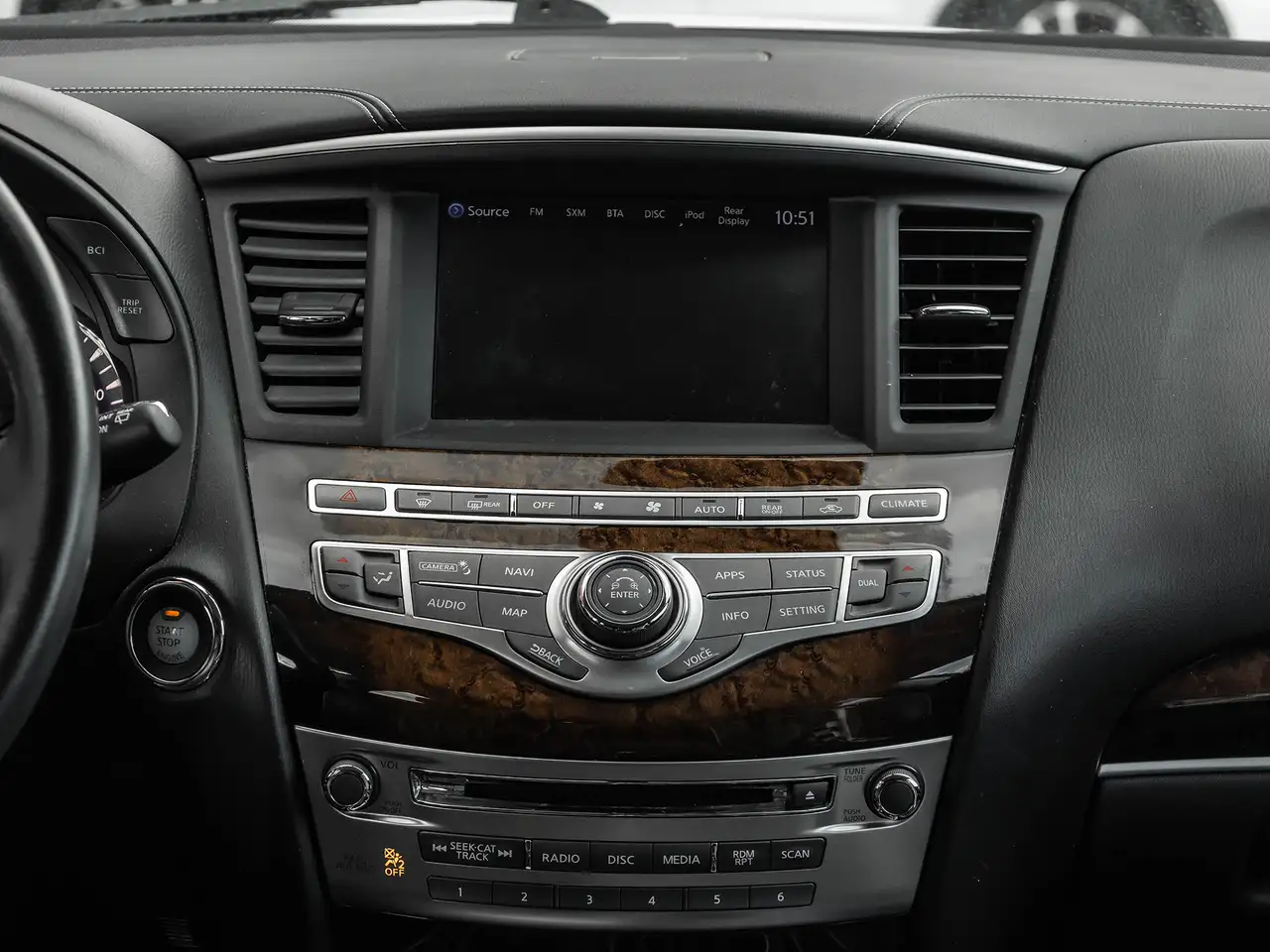 Infiniti QX60 снимка Infiniti QX60