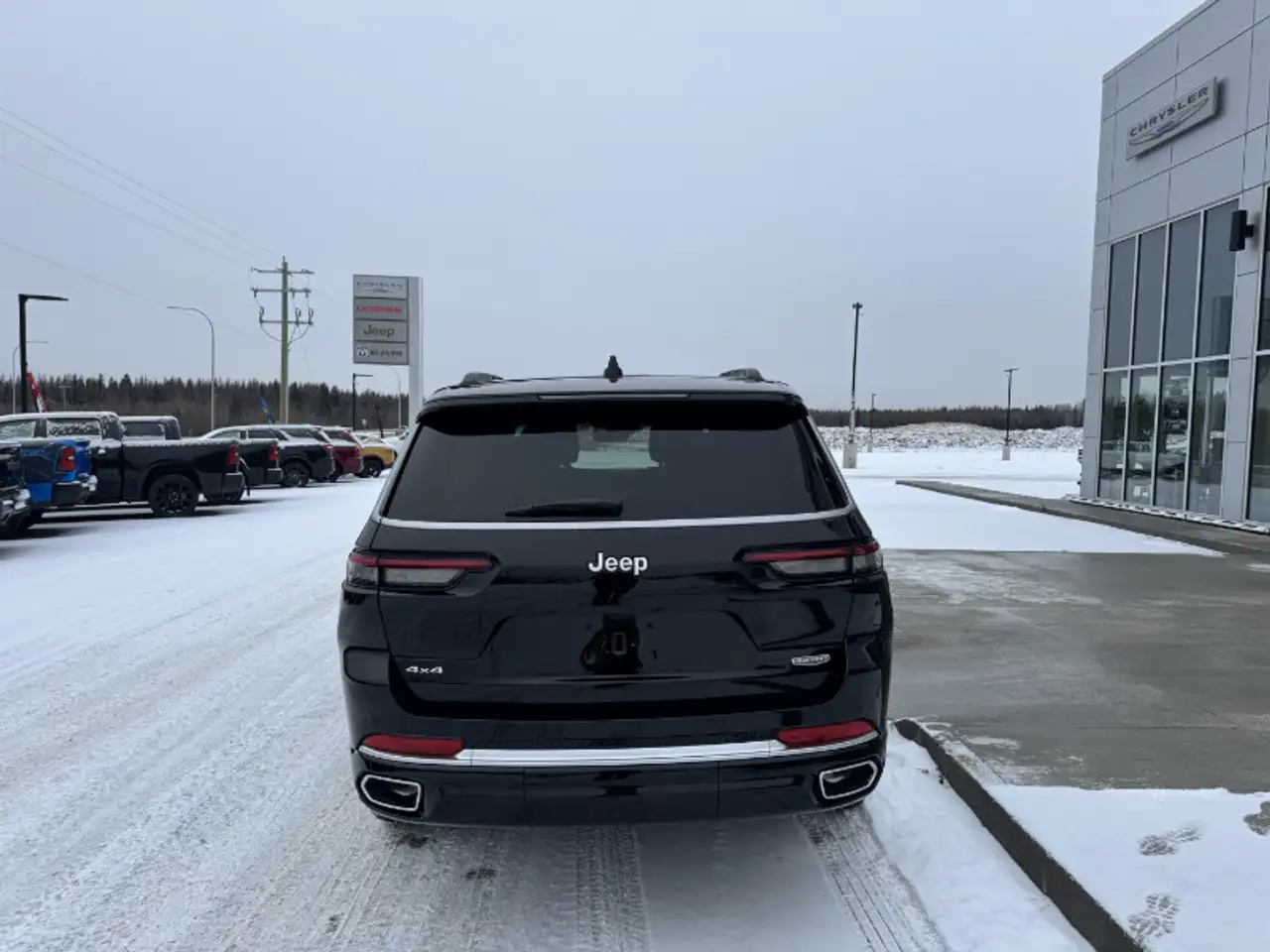 Jeep Grand Cherokee снимка Jeep Grand Cherokee