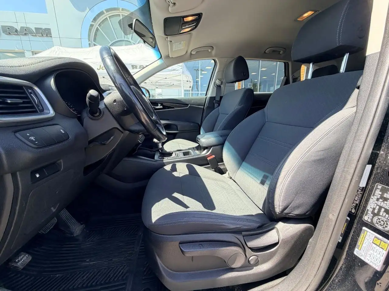 Kia Sorento photo Kia Sorento