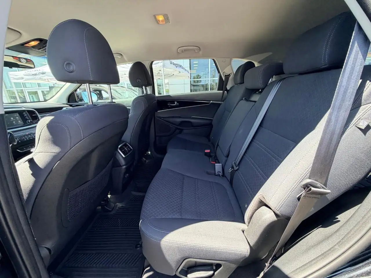 Kia Sorento photo Kia Sorento