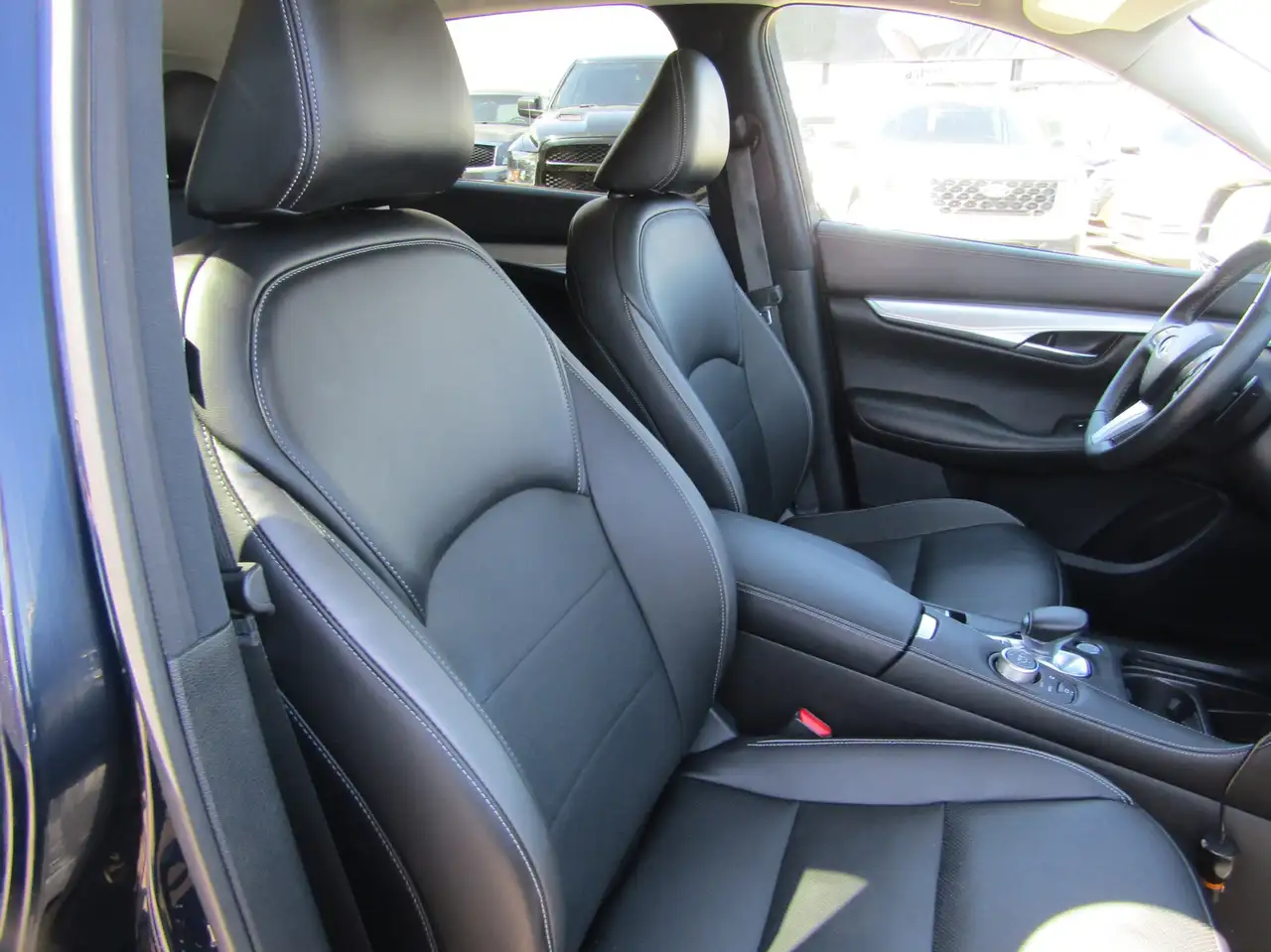 Infiniti QX50 снимка Infiniti QX50