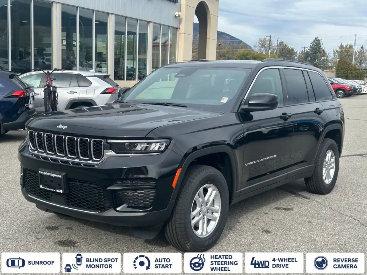 Jeep Grand Cherokee снимка Jeep Grand Cherokee