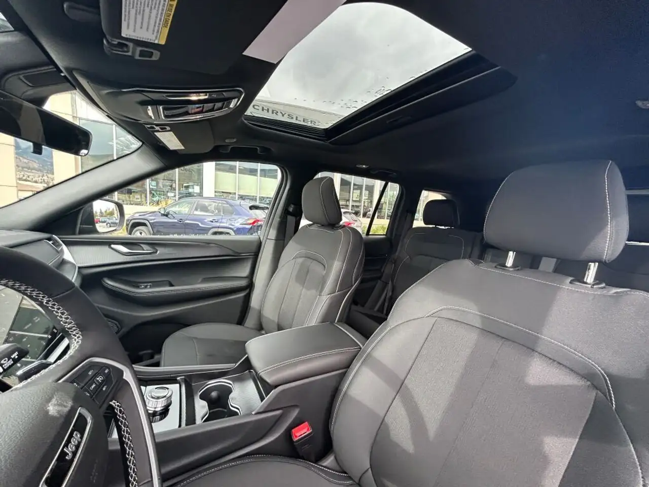 Jeep Grand Cherokee снимка Jeep Grand Cherokee