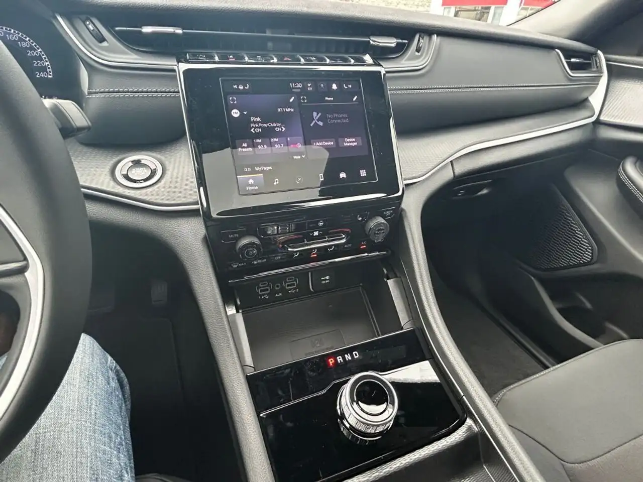 Jeep Grand Cherokee снимка Jeep Grand Cherokee