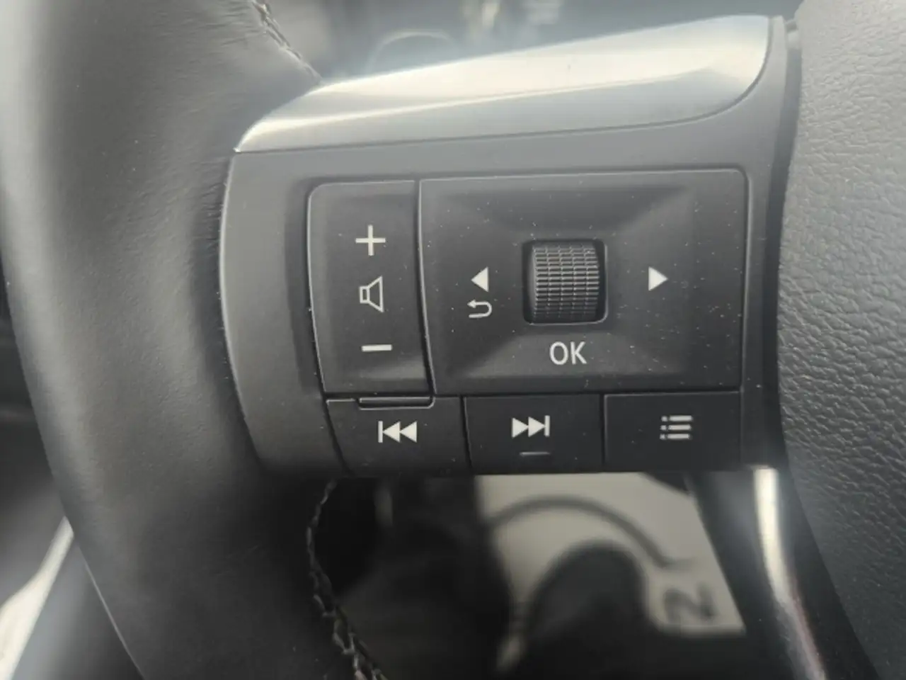 Infiniti QX60 снимка Infiniti QX60