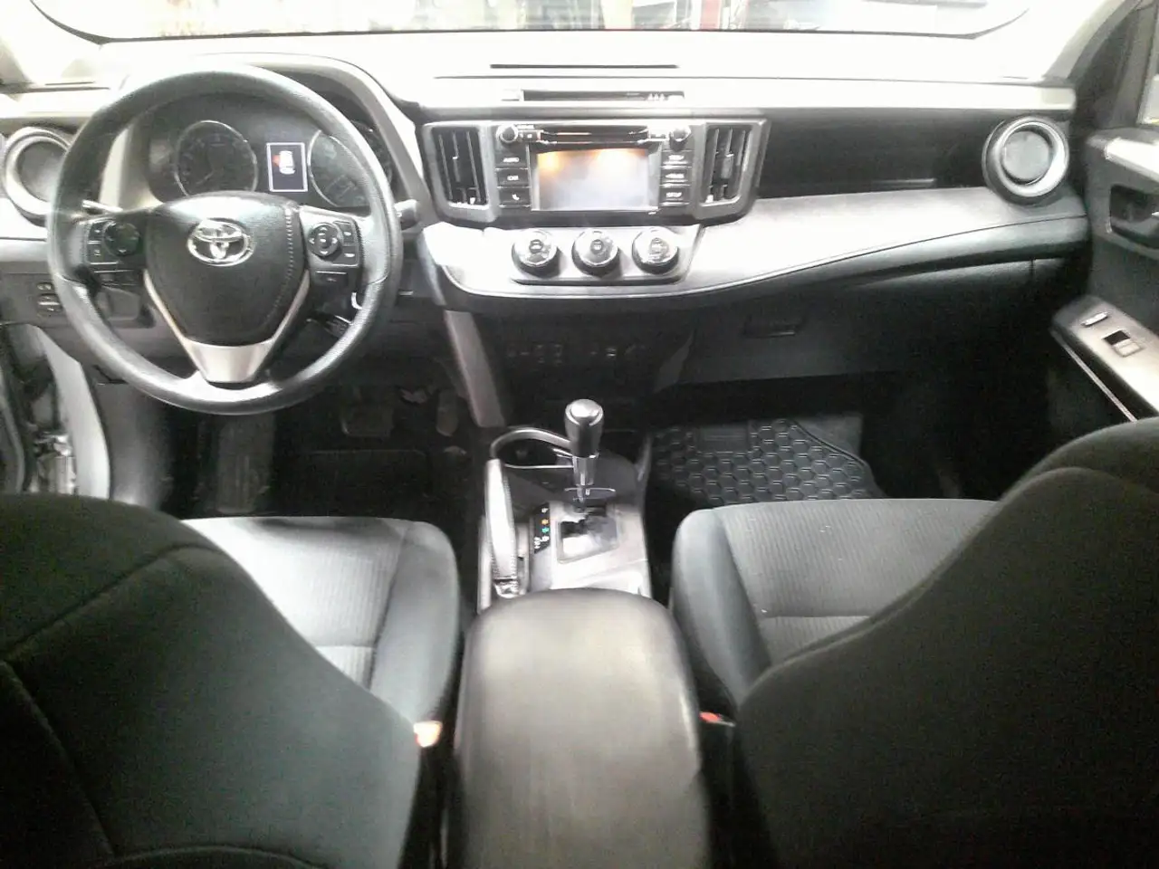 Toyota RAV 4 photo Toyota RAV 4