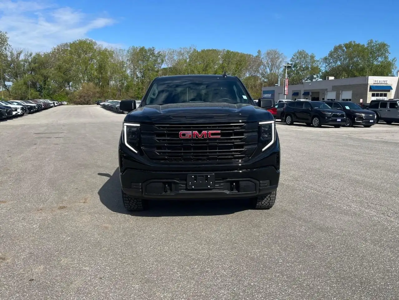 GMC Sierra 1500 снимка GMC Sierra 1500