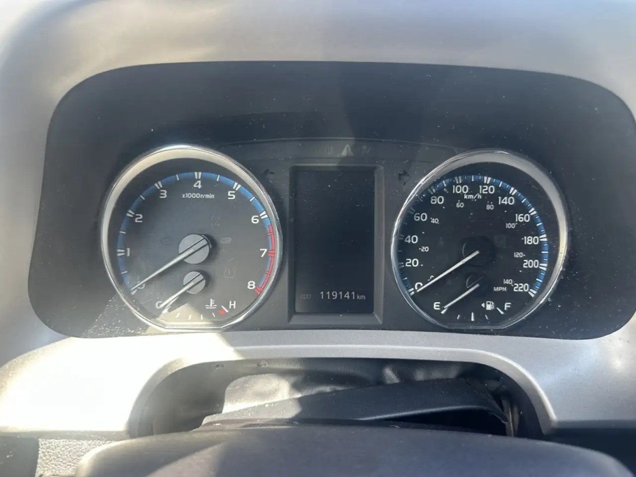 Toyota RAV 4 снимка Toyota RAV 4