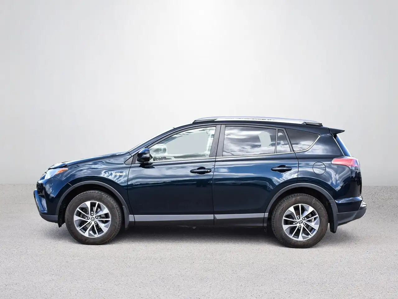 Toyota RAV 4 photo Toyota RAV 4