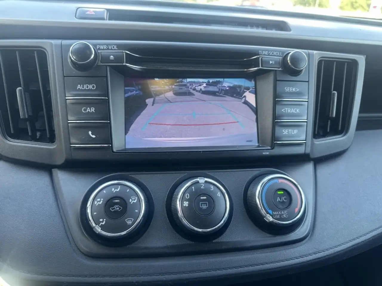 Toyota RAV 4 снимка Toyota RAV 4