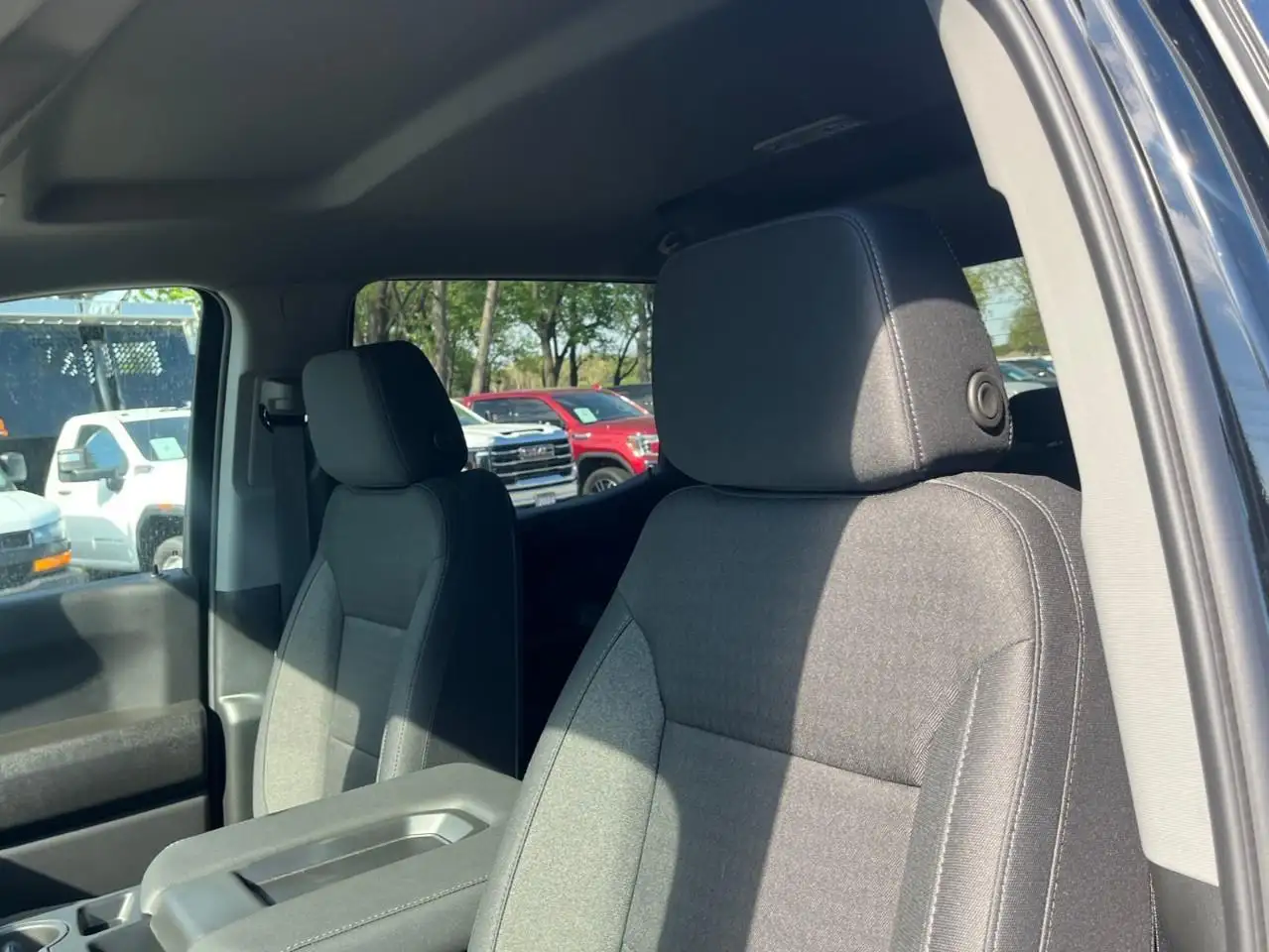 GMC Sierra 1500 снимка GMC Sierra 1500