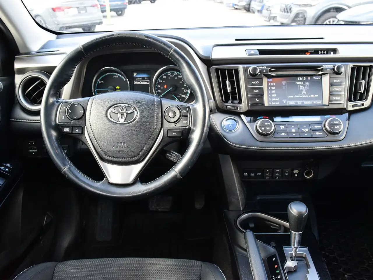 Toyota RAV 4 photo Toyota RAV 4