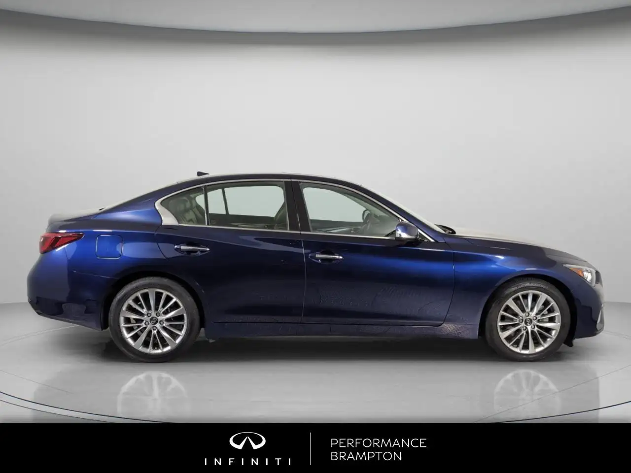 Infiniti Q50 photo Infiniti Q50