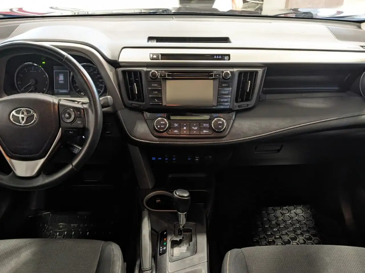 Toyota RAV 4 photo Toyota RAV 4
