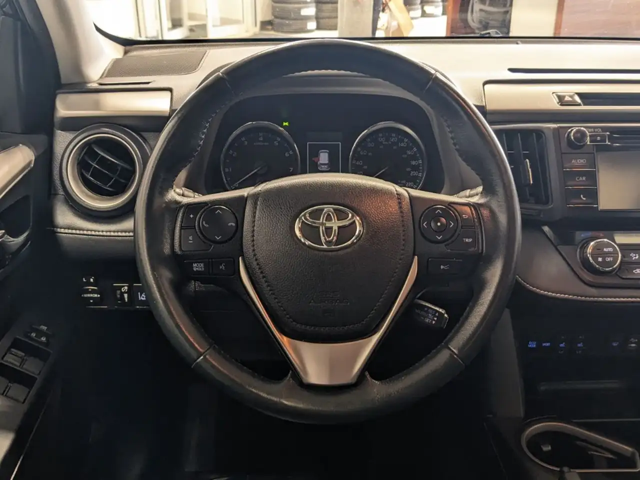Toyota RAV 4 photo Toyota RAV 4