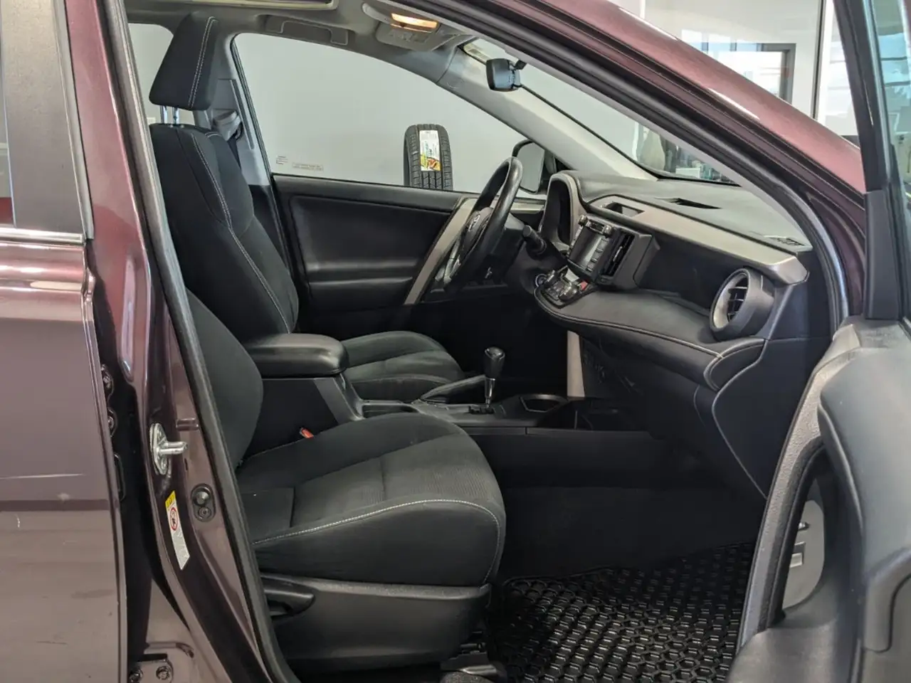 Toyota RAV 4 photo Toyota RAV 4