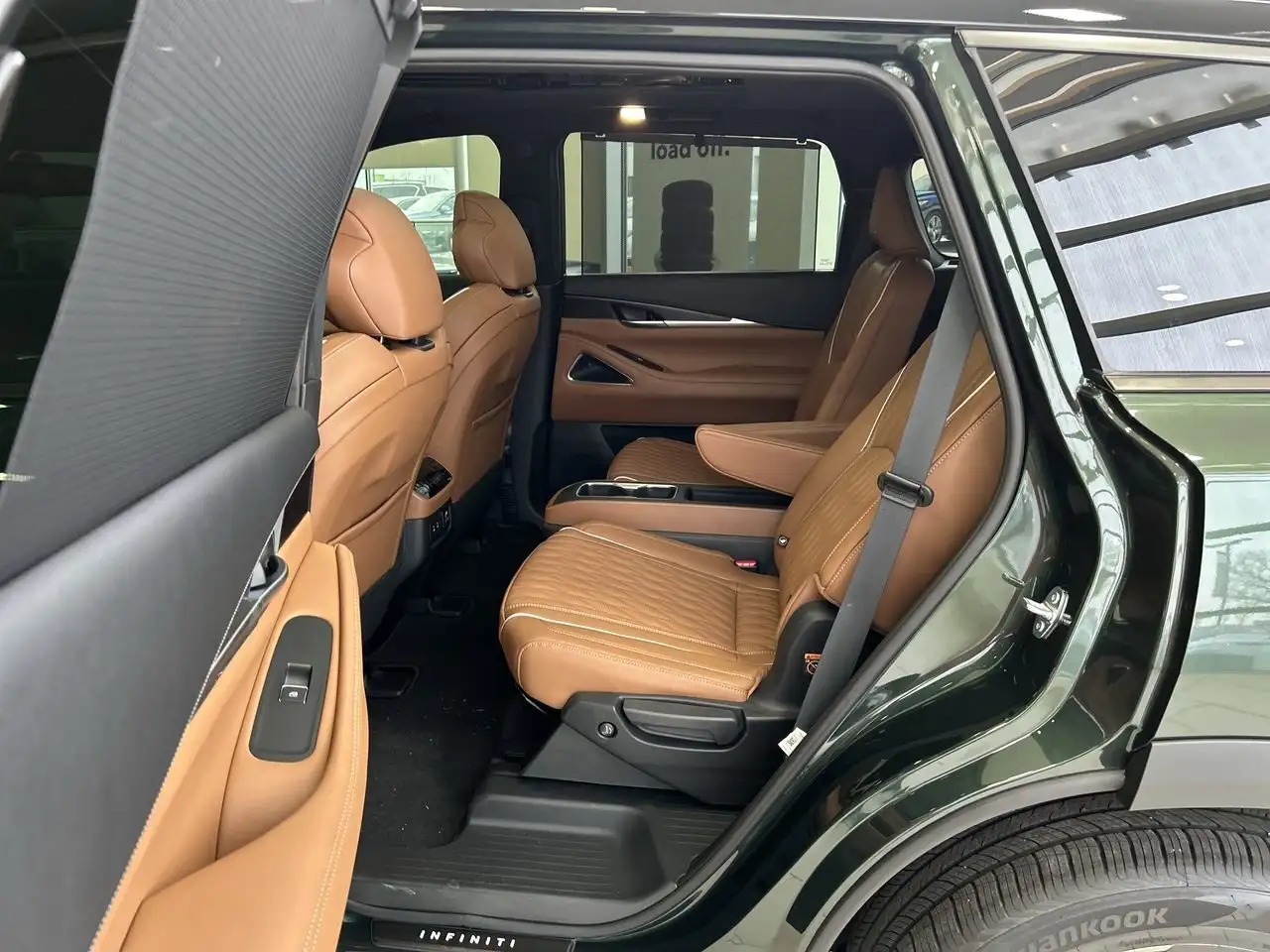 Infiniti QX60 снимка Infiniti QX60