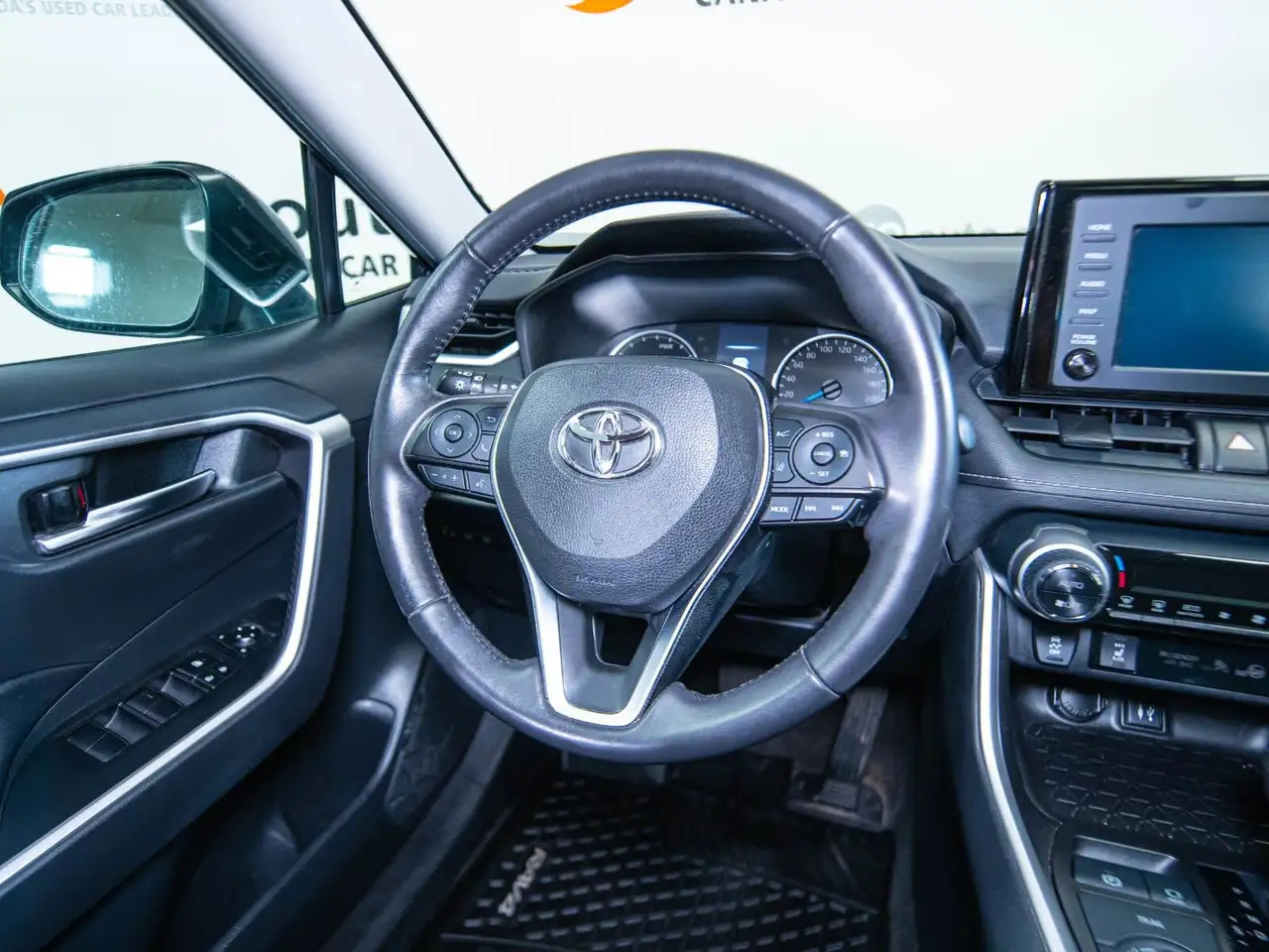 Toyota RAV 4 photo Toyota RAV 4