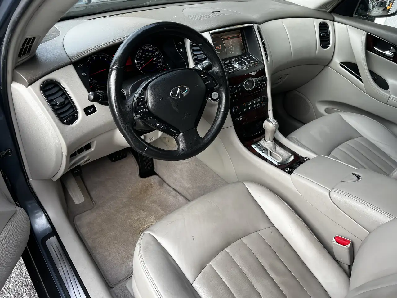Infiniti EX снимка Infiniti EX
