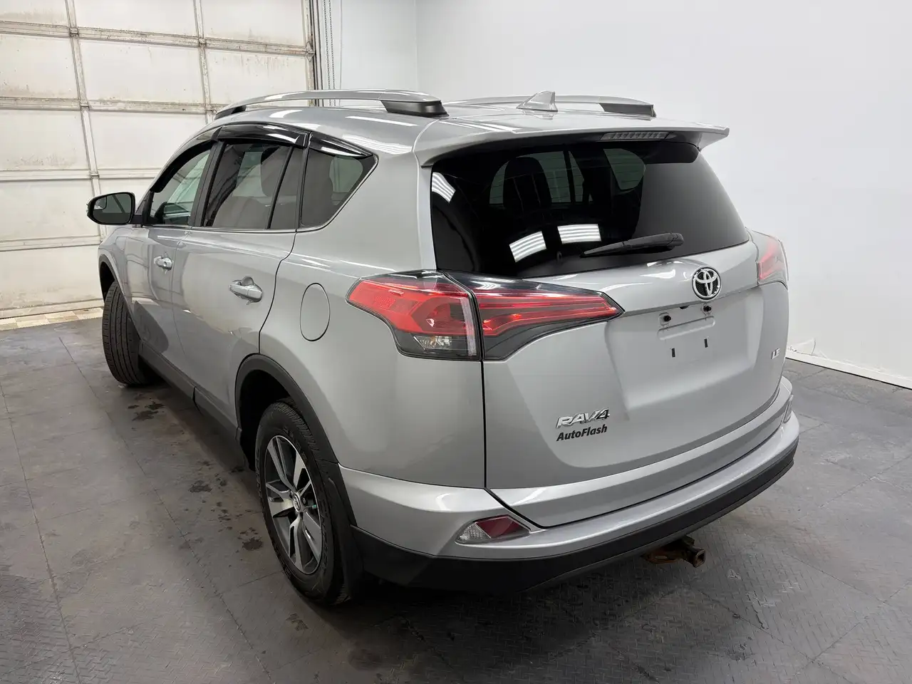 Toyota RAV 4 photo Toyota RAV 4