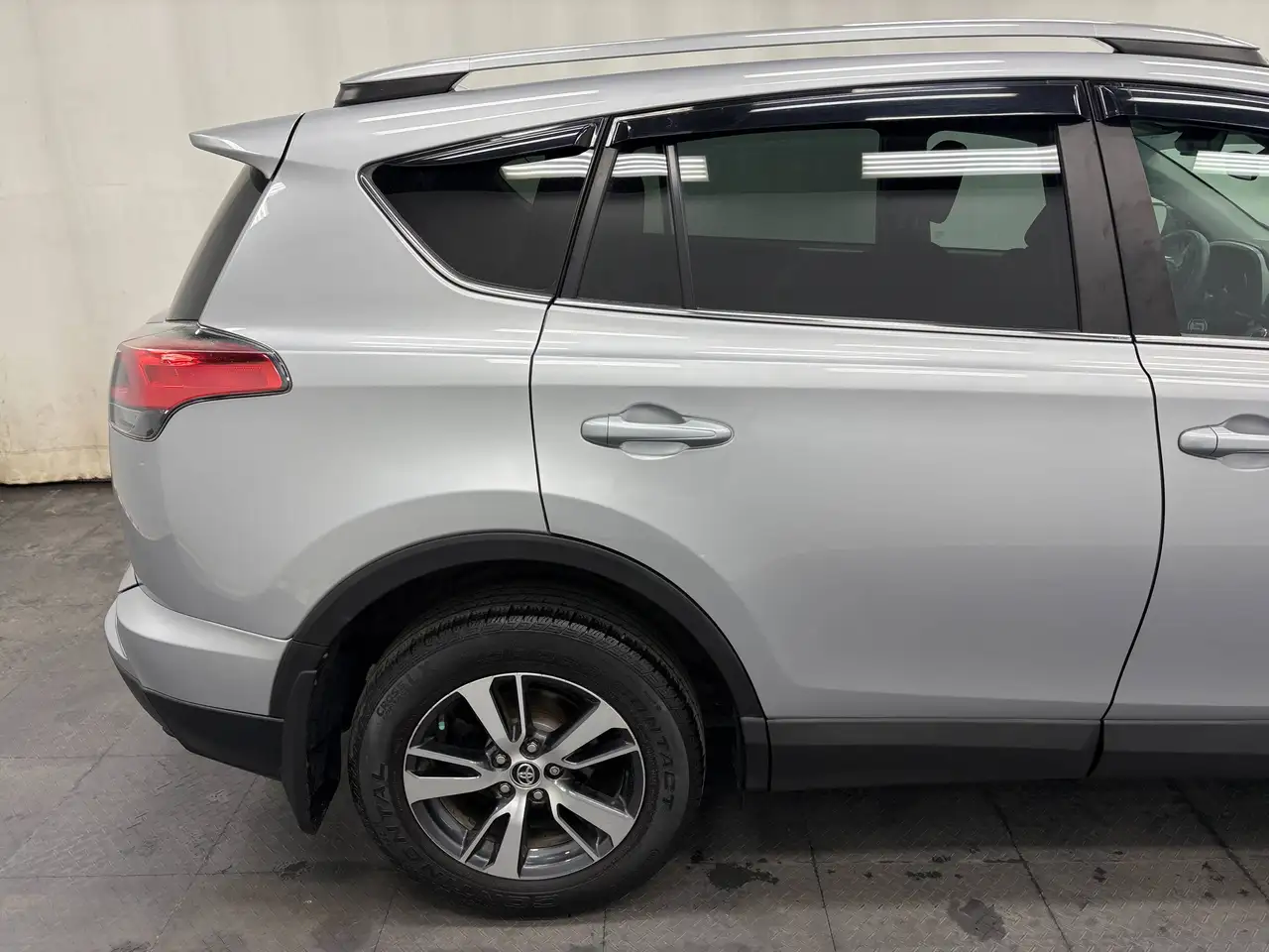Toyota RAV 4 photo Toyota RAV 4