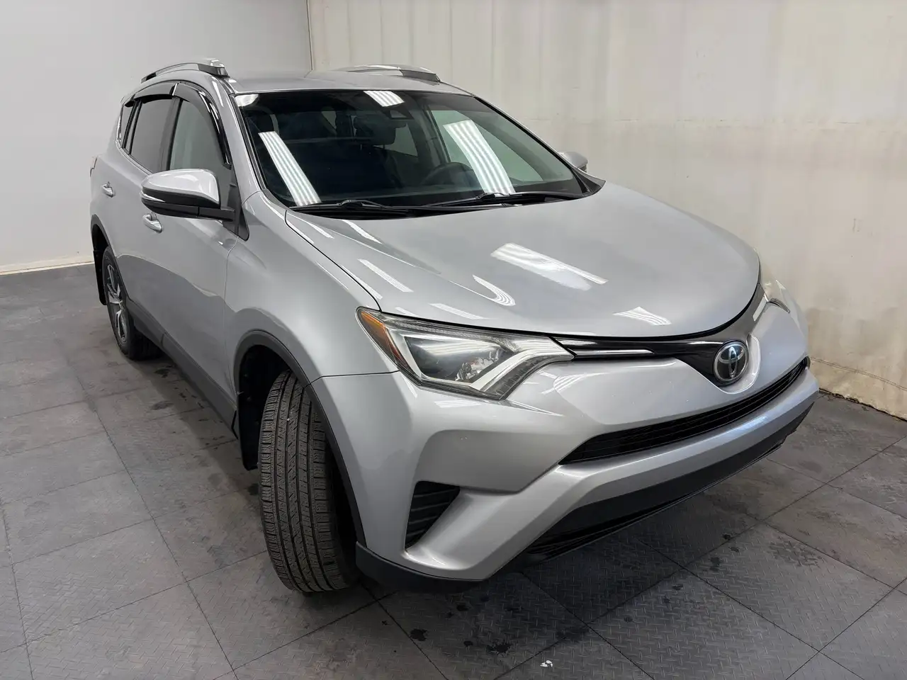 Toyota RAV 4 photo Toyota RAV 4
