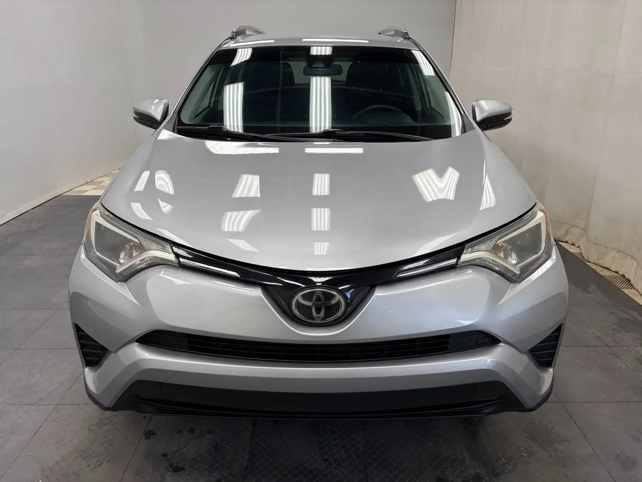 Toyota RAV 4 photo Toyota RAV 4