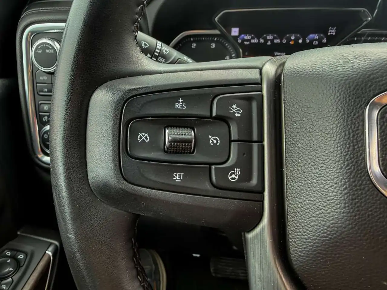 GMC Sierra 2500 снимка GMC Sierra 2500