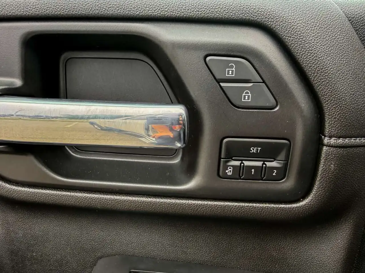 GMC Sierra 2500 снимка GMC Sierra 2500