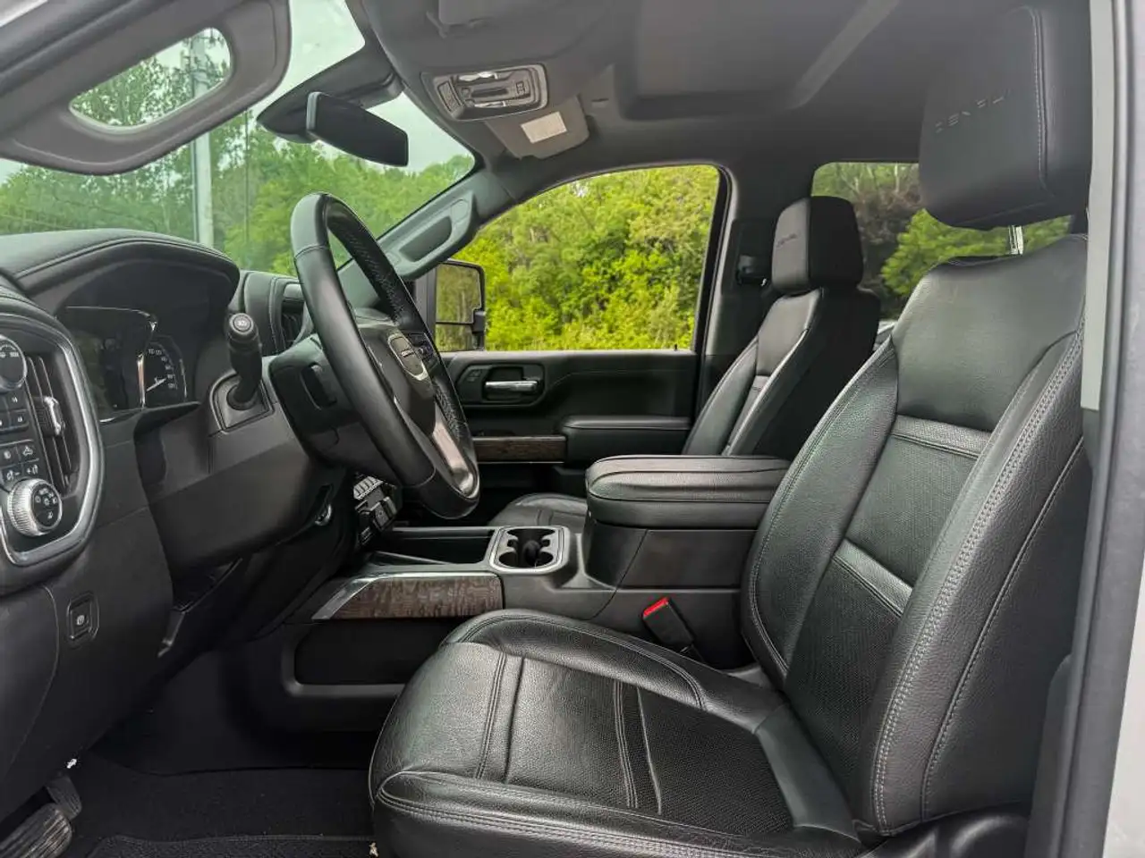 GMC Sierra 2500 снимка GMC Sierra 2500
