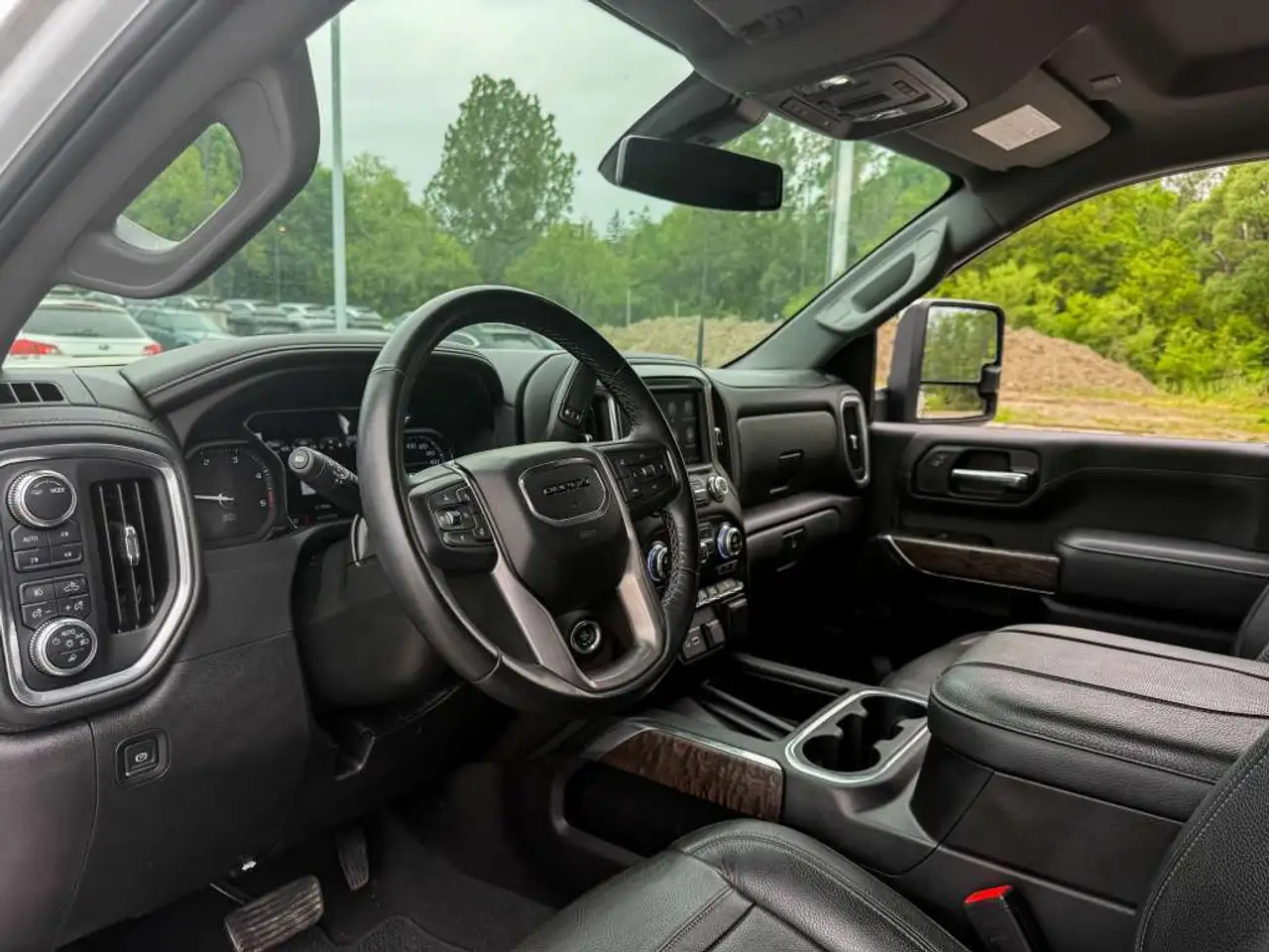 GMC Sierra 2500 снимка GMC Sierra 2500