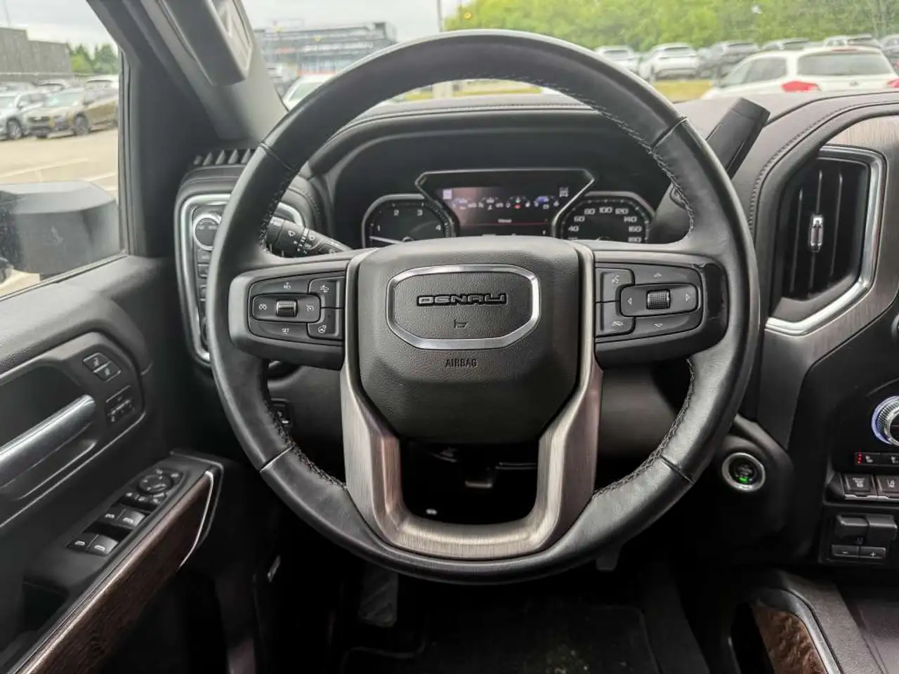 GMC Sierra 2500 снимка GMC Sierra 2500