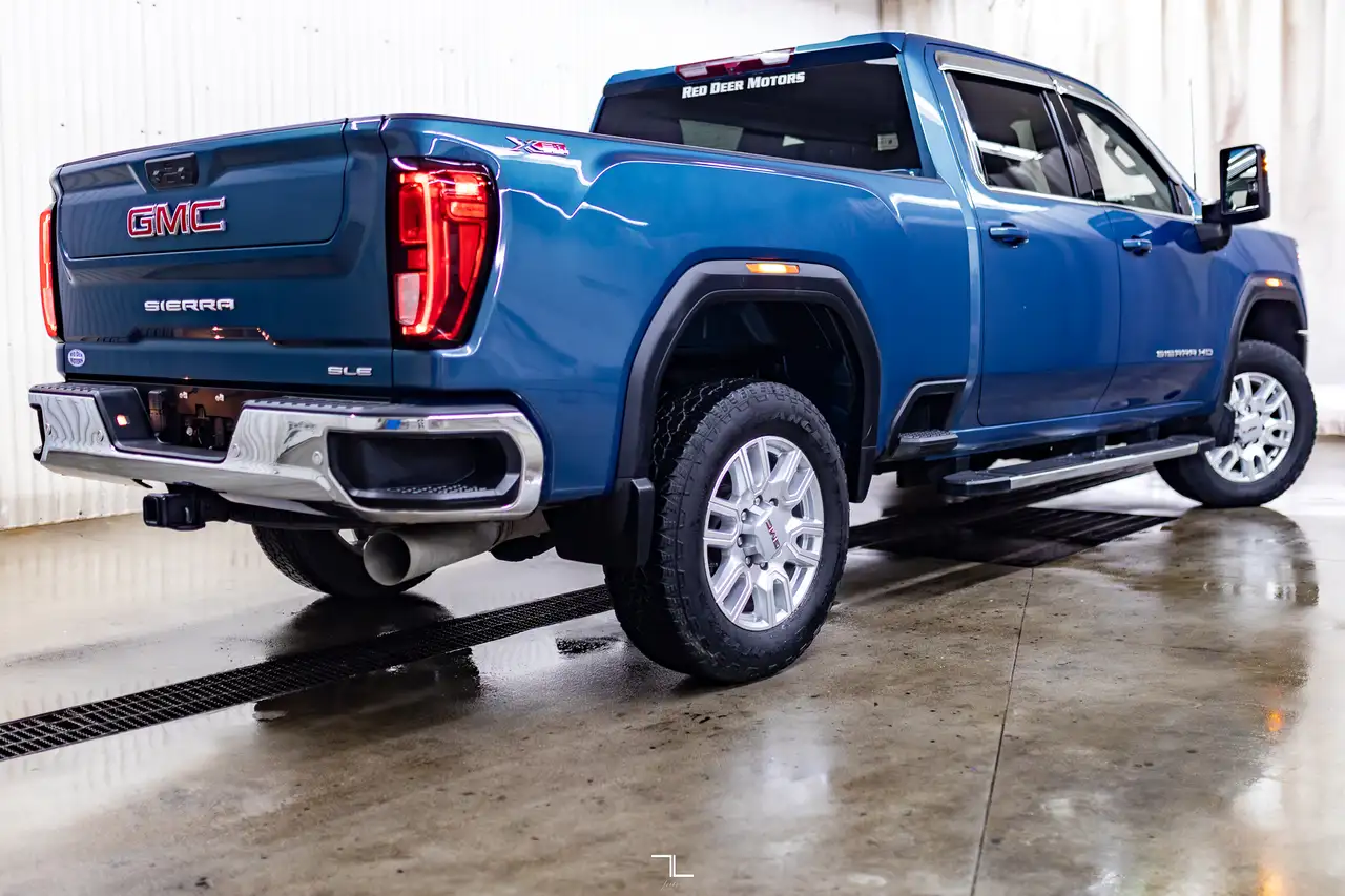 GMC Sierra 2500HD photo GMC Sierra 2500HD