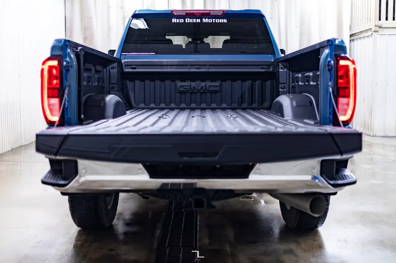 GMC Sierra 2500HD photo GMC Sierra 2500HD