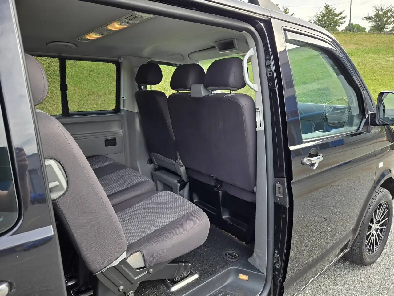 Volkswagen Transporter снимка Volkswagen Transporter