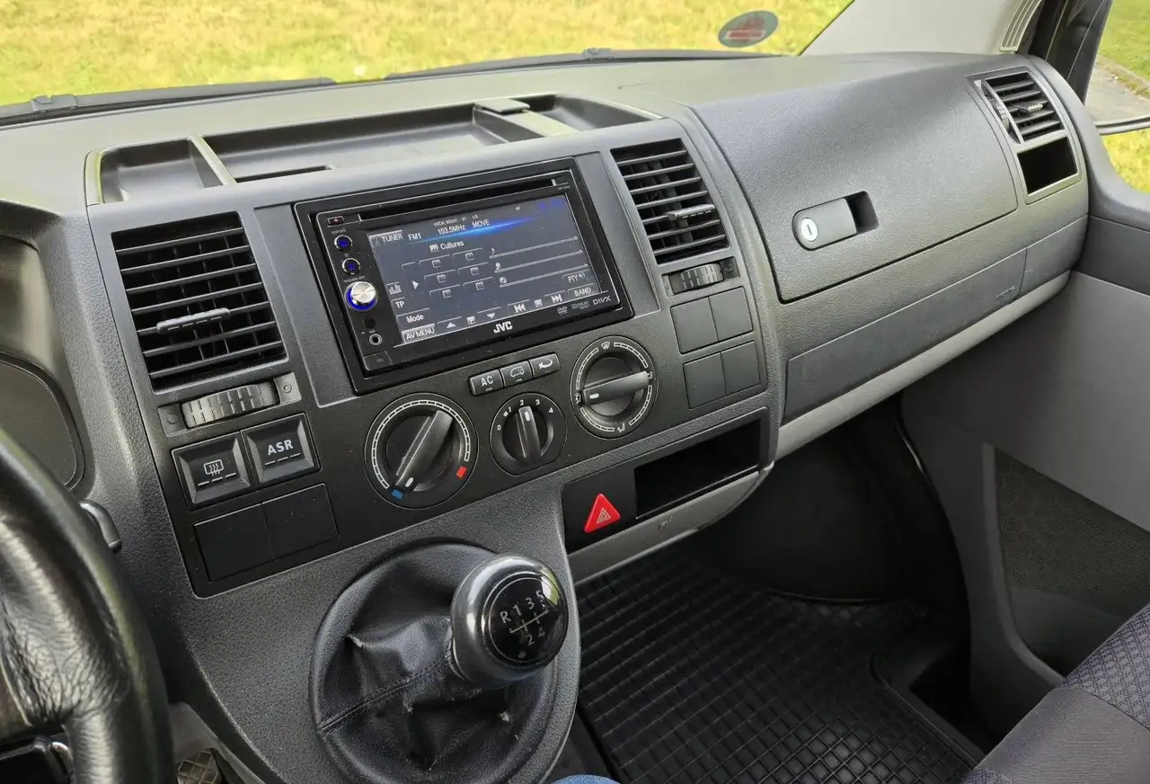 Volkswagen Transporter снимка Volkswagen Transporter