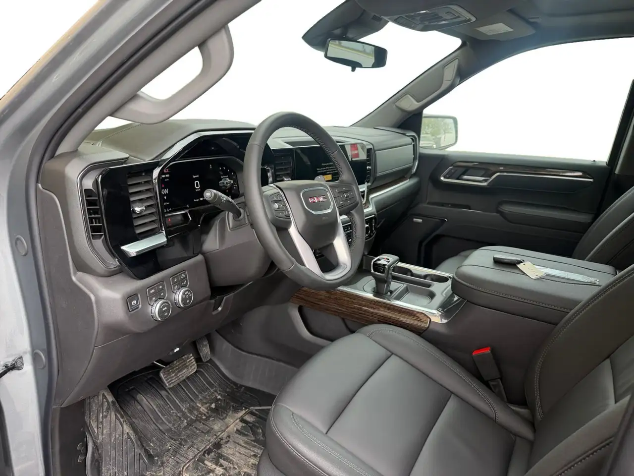 GMC Sierra 1500 снимка GMC Sierra 1500