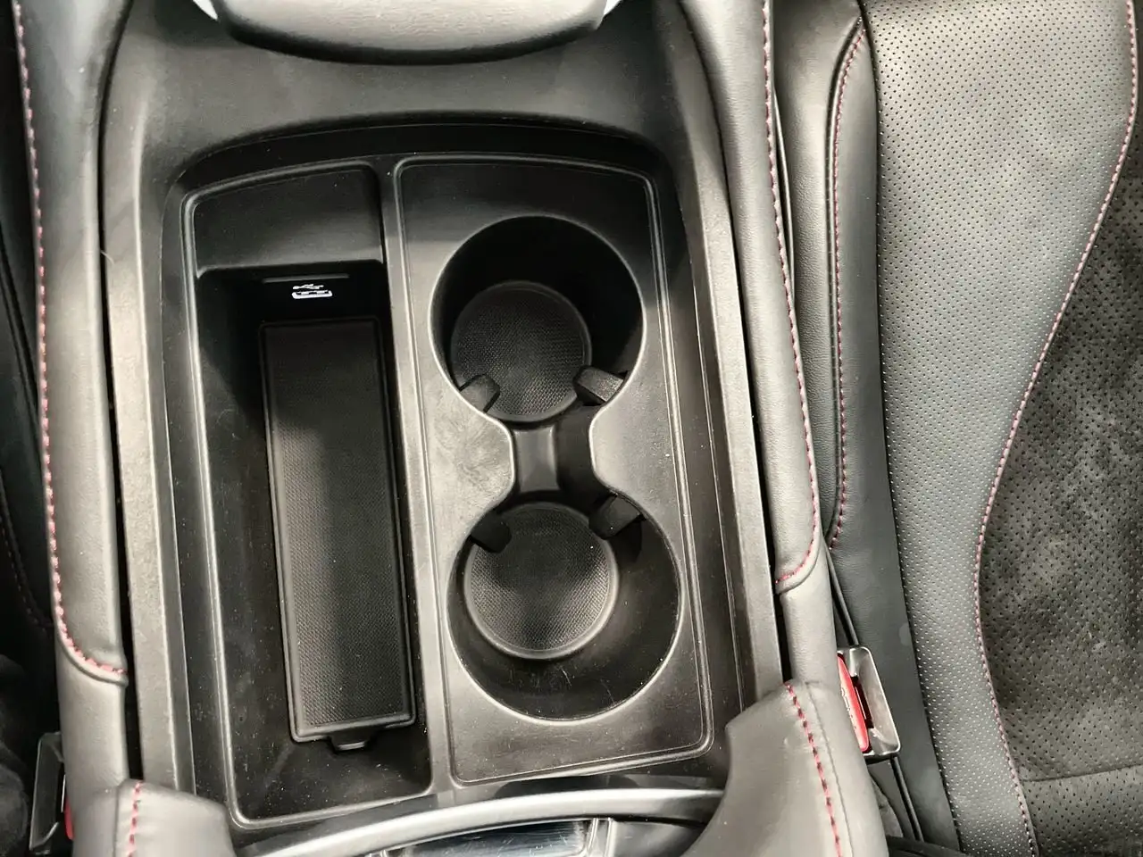 Acura RDX снимка Acura RDX